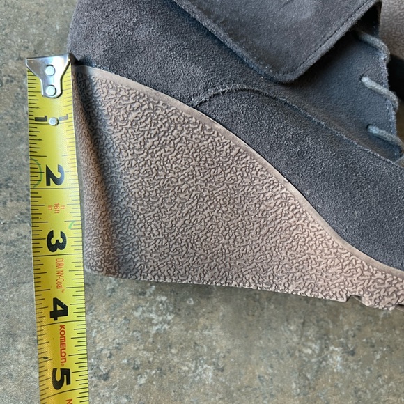 Gray suede ankle boot wedges size 10 MIA - Picture 8 of 8